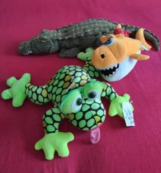 Peluche Tiburón Naranja