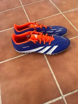 Adidas Predator multitacos césped artificial