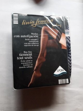 Lote 6 pantys y 25 medias finas t42 mujer