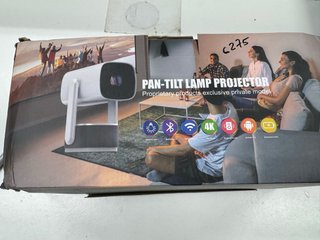 Proyector blanco y negro