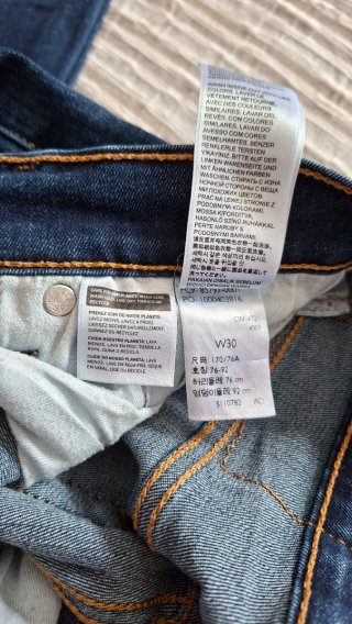 Pantalón vaquero Levi's azul oscuro