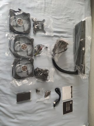 Cooler Master ML360R RGB Refrigeración Líquida
