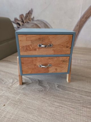 Mueblecito cajonera madera para guardar tus cosas.