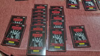 Colección Cartas Panini Stranger Things