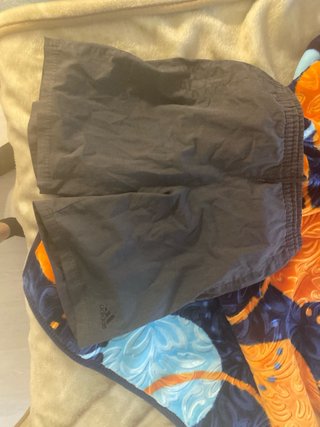 Pantalones varuos