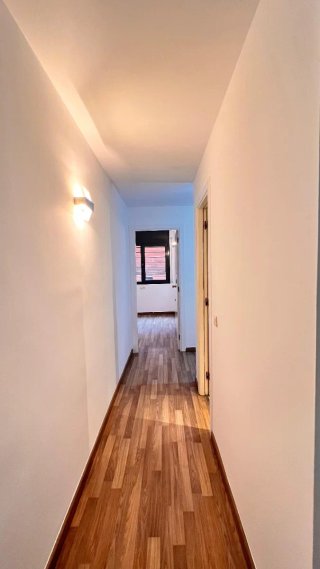 Servicios de alisado y pintura