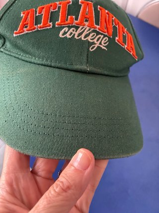 Gorra Atlanta College Verde Naranja
