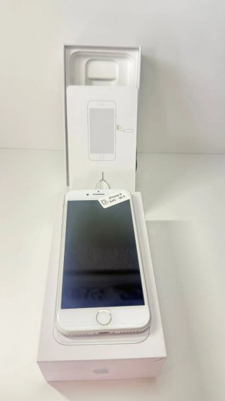iPhone 8 Argento 64 GB
