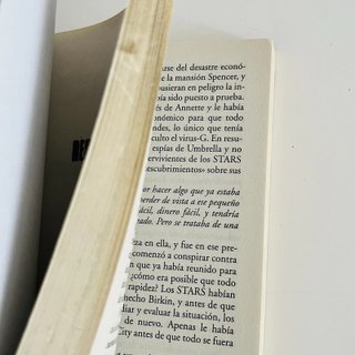 Libro Resident Evil La ciudad de los muertos 2003