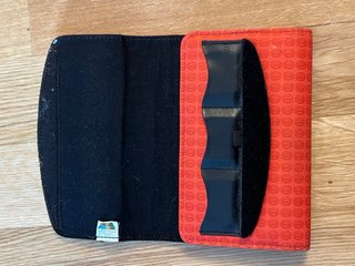 Nintendo 3DS XL Roja + Cargador + Funda Mario Bros