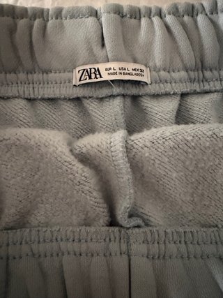 Pantalón corto azul Zara