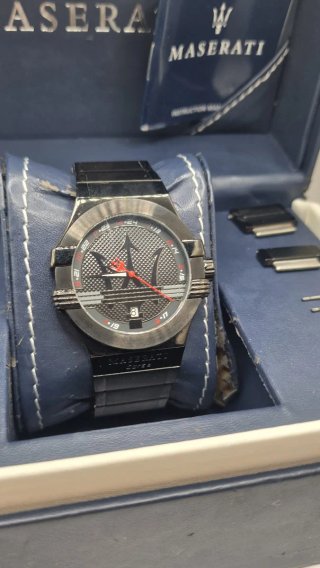 Reloj Maserati Potenza Negro y Plateado