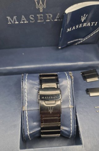 Reloj Maserati Potenza Negro y Plateado