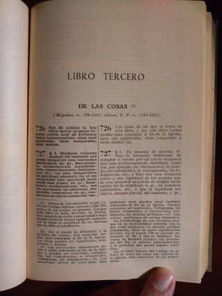 CÓDIGO DE DERECHO CANÓNIGO - LA EVOLUCIÓN