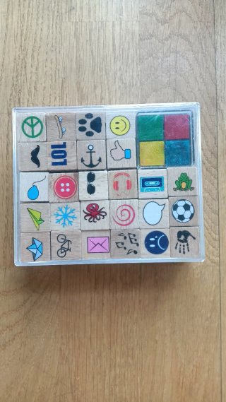 Set de sellos de madera con dibujos