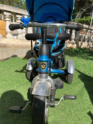 Triciclo infantil azul