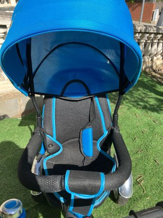 Triciclo infantil azul