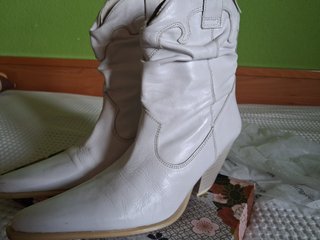 Botas Mustang Talla 39 Blancas