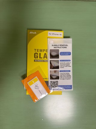 Pack 3 Protectores Pantalla JETech iPhone 16