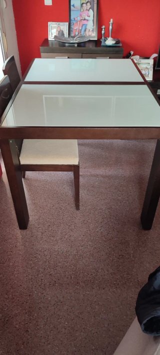 Mesa comedor extensible wengue y cristal