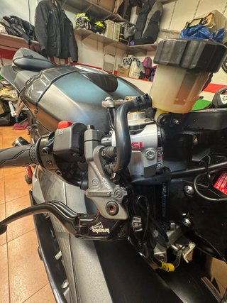 Yamaha R6R 2008 negra/gris