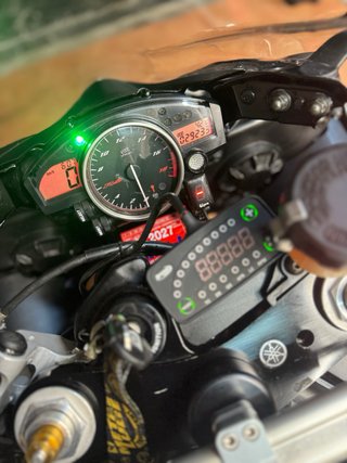 Yamaha R6R 2008 negra/gris