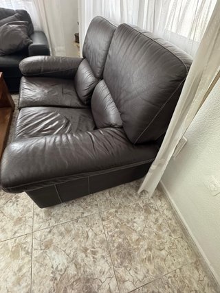 Sofá de 2 plazas de cuero