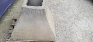 Chimenea de piedra para barbacoa