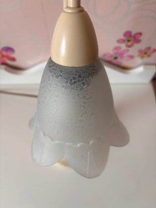 Lámpara de mesita de noche floral