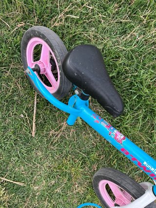 Bicicleta infantil azul y rosa
