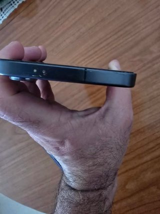 Samsung Galaxy S24 Negro Con forro y caja original