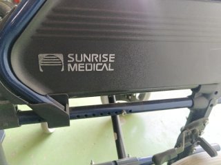 Silla de ruedas plegable