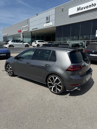Volkswagen Golf GTi 2018 por 427€/mes
