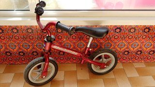 Bicicleta infantil sin pedales Chicco Red Bullet