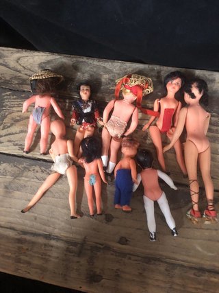 Lote muñecas antiguas para piezas o manualidades.