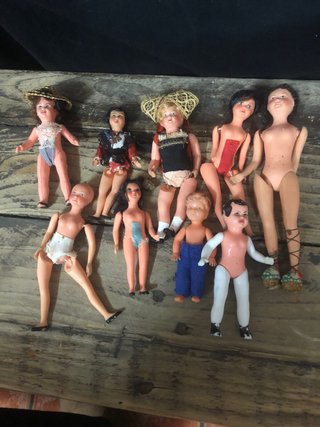 Lote muñecas antiguas para piezas o manualidades.