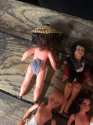 Lote muñecas antiguas para piezas o manualidades.