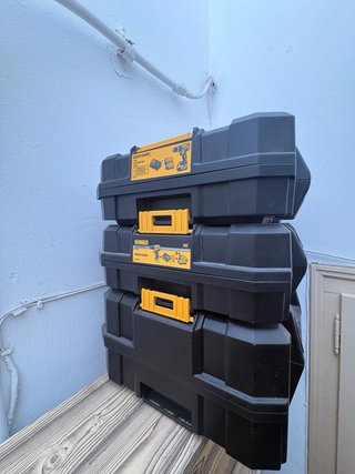 Maletas vacías Dewalt  2 de taladro y una de láser