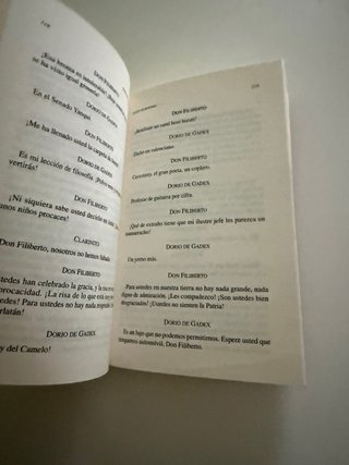 Luces de Bohemia (Spanish Edition)