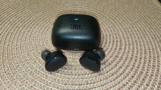 JBL Tune Buds Auriculares Inalámbricos