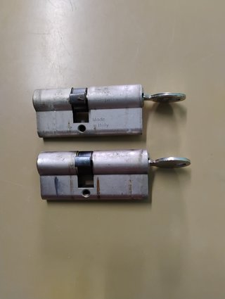 Cerradura múltiple FAC y 2 cilindros