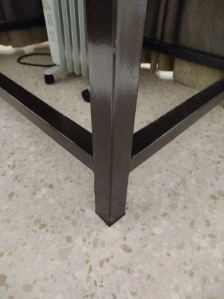 Conjunto de mesa + ropa de mesa + cristal