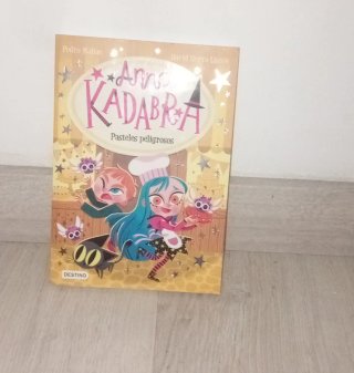 Pack 7 libros saga Anna Kadabra