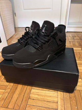 Jordan 4 Retro Black Cat - EUR 42