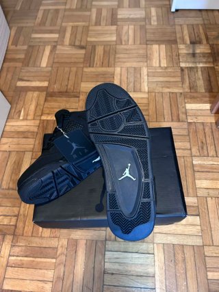Jordan 4 Retro Black Cat - EUR 42