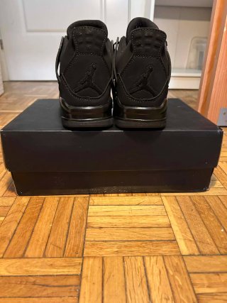 Jordan 4 Retro Black Cat - EUR 42