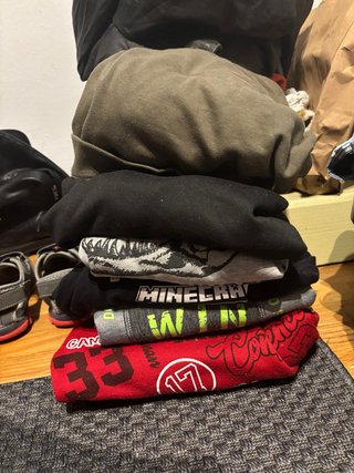 Lote 6 Sudaderas Niño Talla M