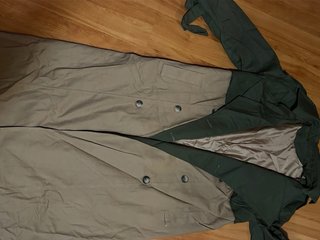 Chaqueta larga marrón y verde