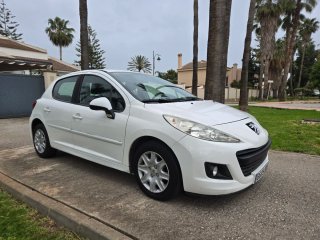 Peugeot 207 2011