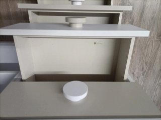 Mueble cambiador blanco y beige